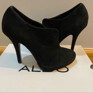 Aldo Tallo Booties in Black Brand New